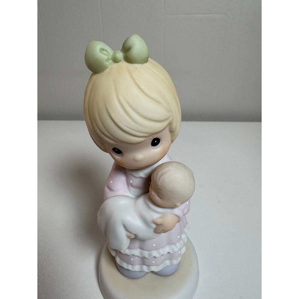 Precious Moments A Special Delivery Figurine - Picture 2 of 4
